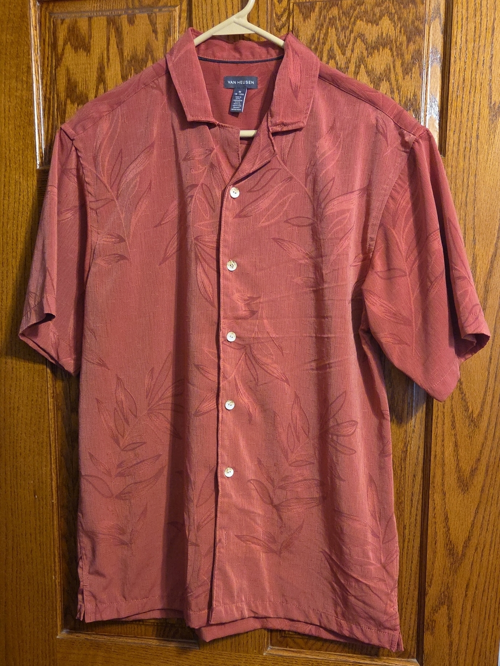 Van Heusen Men’s Brick Red Short-Sleeve Button-Down Shirt